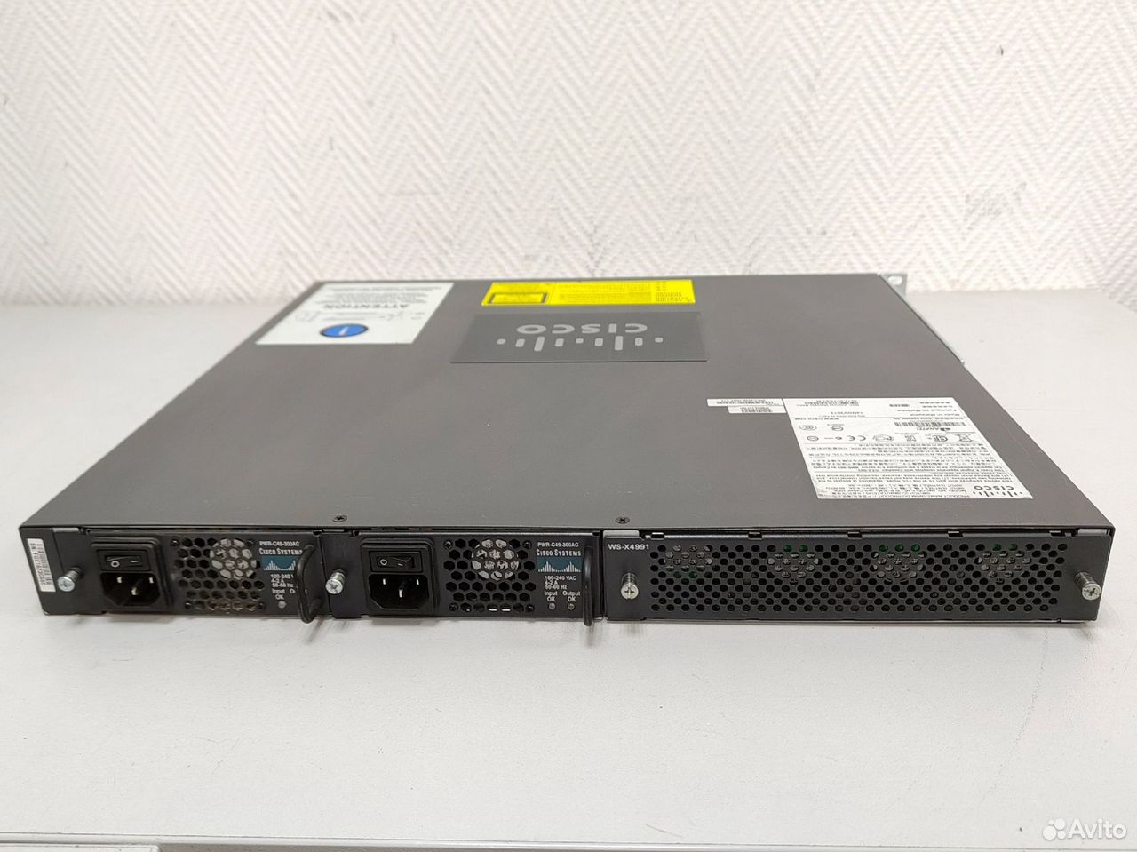 Коммутатор Cisco Catalyst WS-C4948-10GE V13 б/у