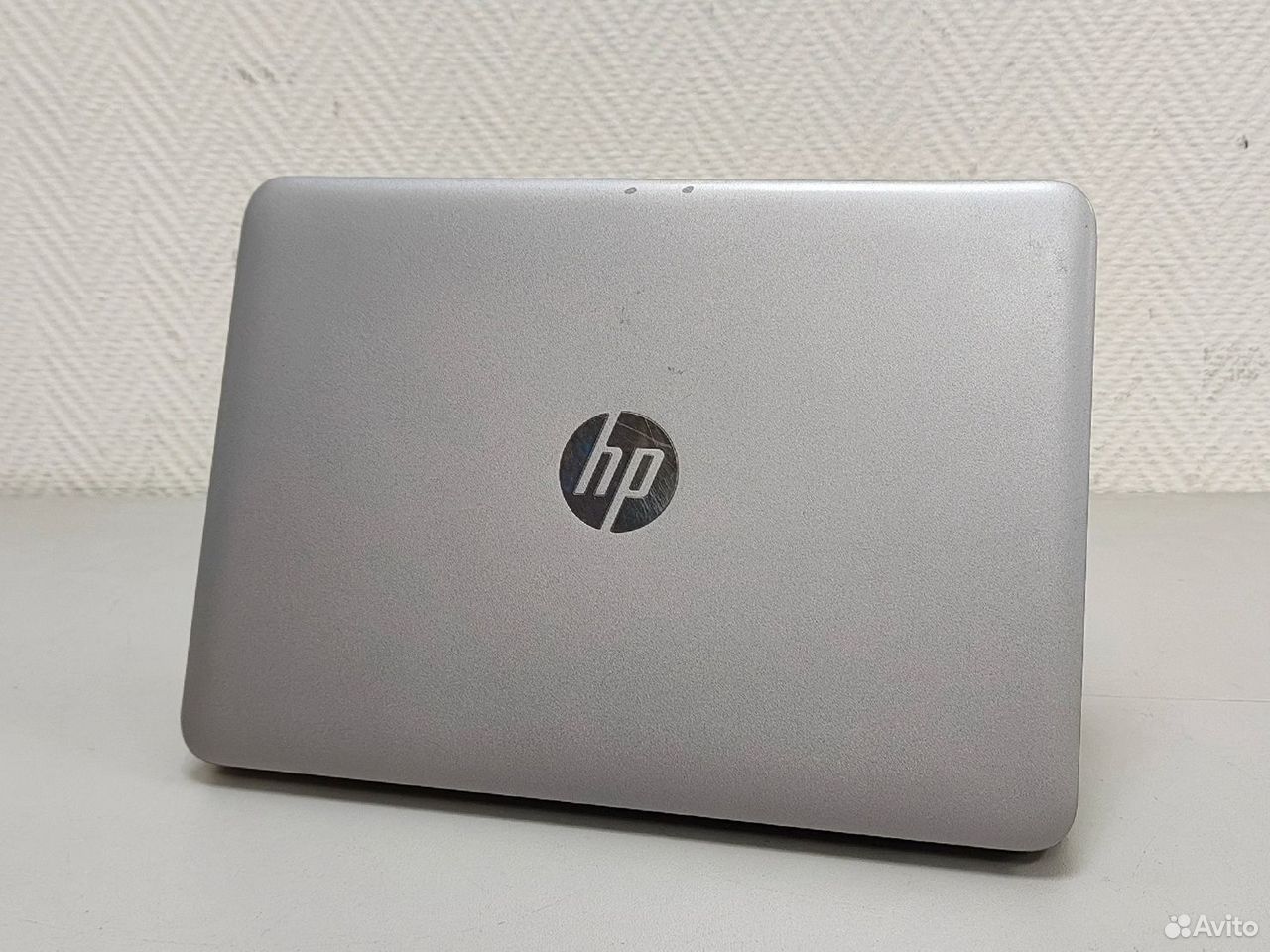 HP EliteBook i3-6100U/6Gb/nvme 256Gb/HD Graphics