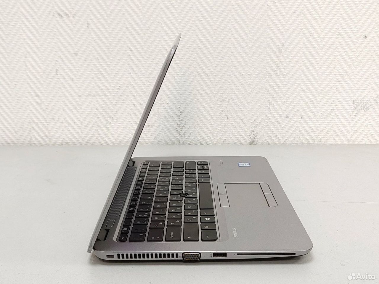 HP EliteBook i3-6100U/6Gb/nvme 256Gb/HD Graphics