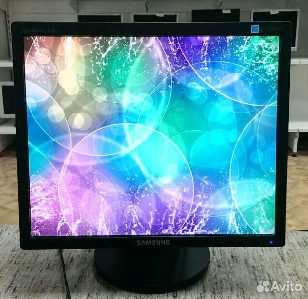 Монитор Samsung SyncMaster 743N 17дюймов