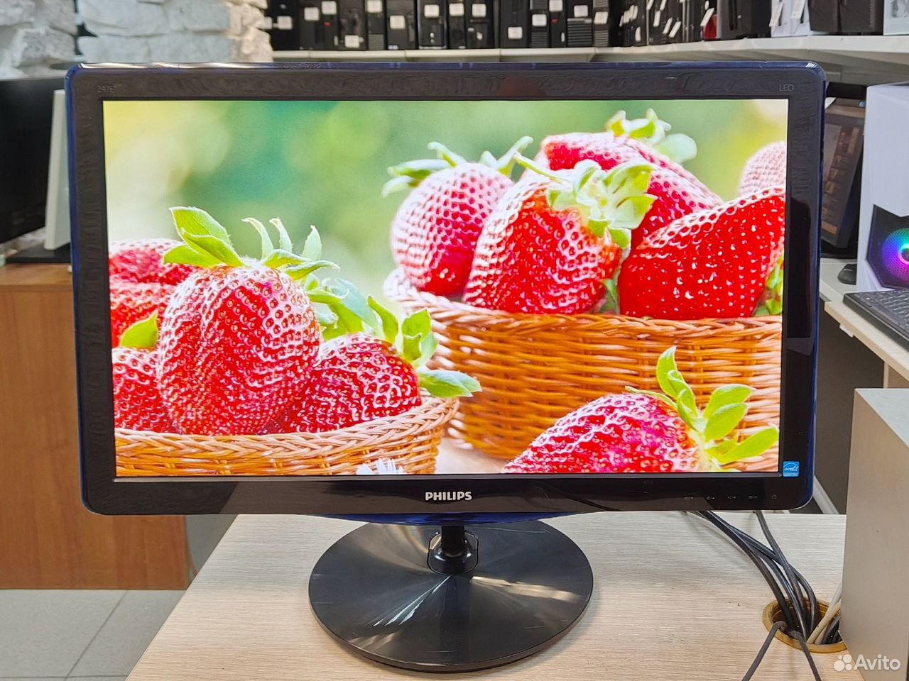 Монитор Philips 247E3LH, экран 24" дюйма