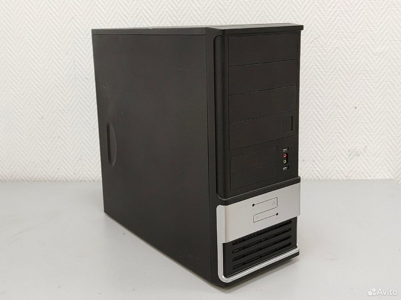 Сб Intel Core2Duo E8400/4Gb/500Gb/GMA 3100