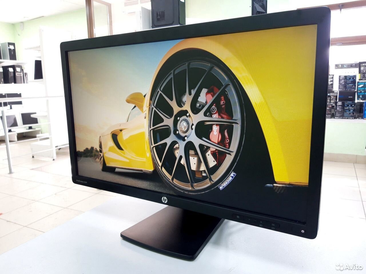 Монитор HP EliteDisplay e231 экран 23" поворотный