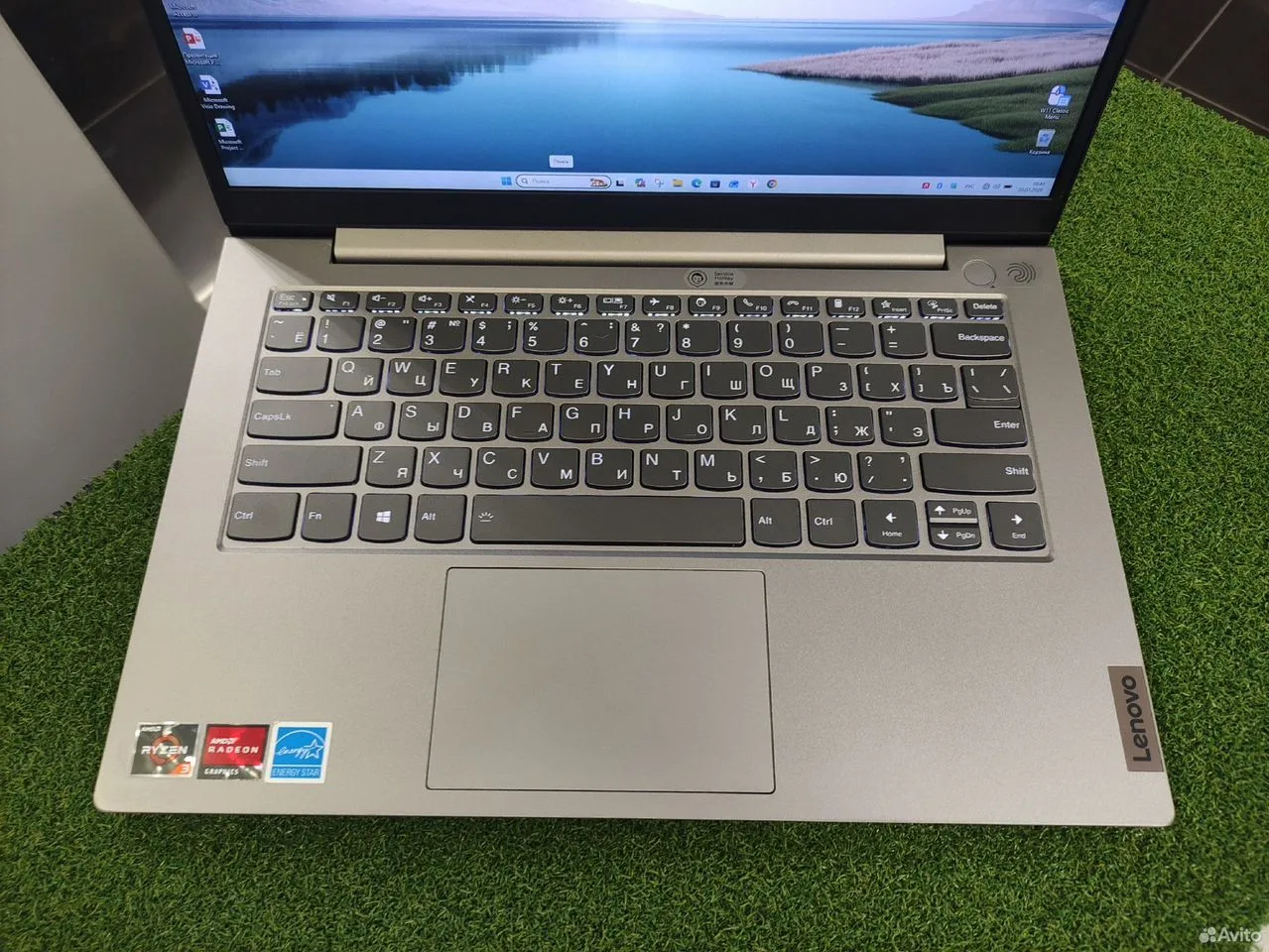 Ноутбук 15.6" Lenovo AMD R3 4300U/16G/256G #145 — фото 2