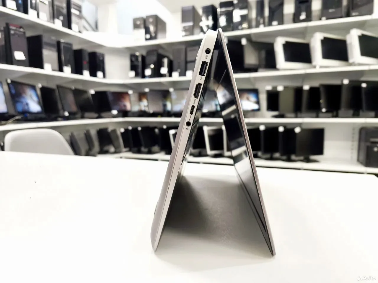 Ультрабук c 4k экраном Asus ZenBook UX310U #642 — фото 3