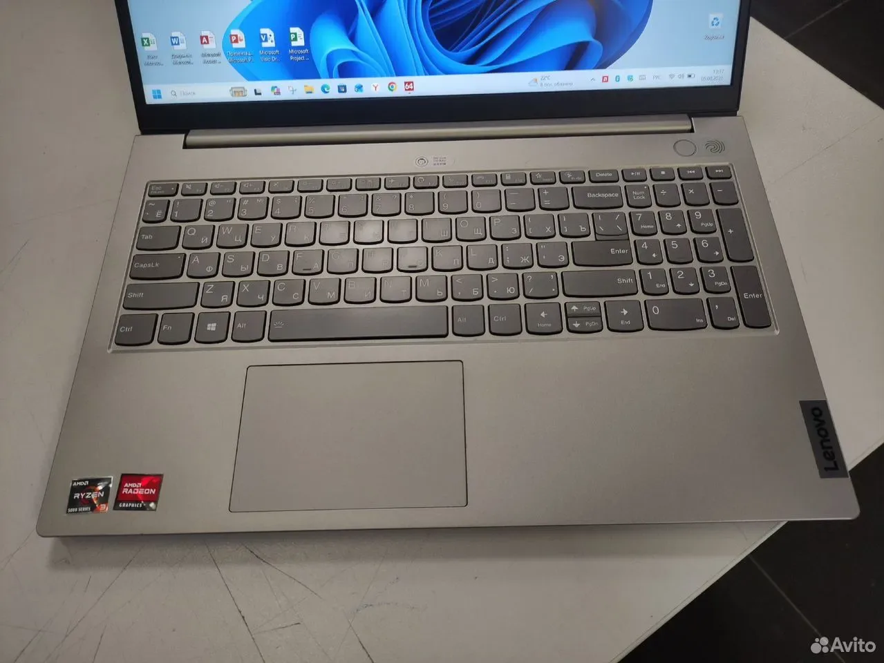 Ноутбук Lenovo Ryzen 5300U/8G DDR4/SSD 256G #172 — фото 2