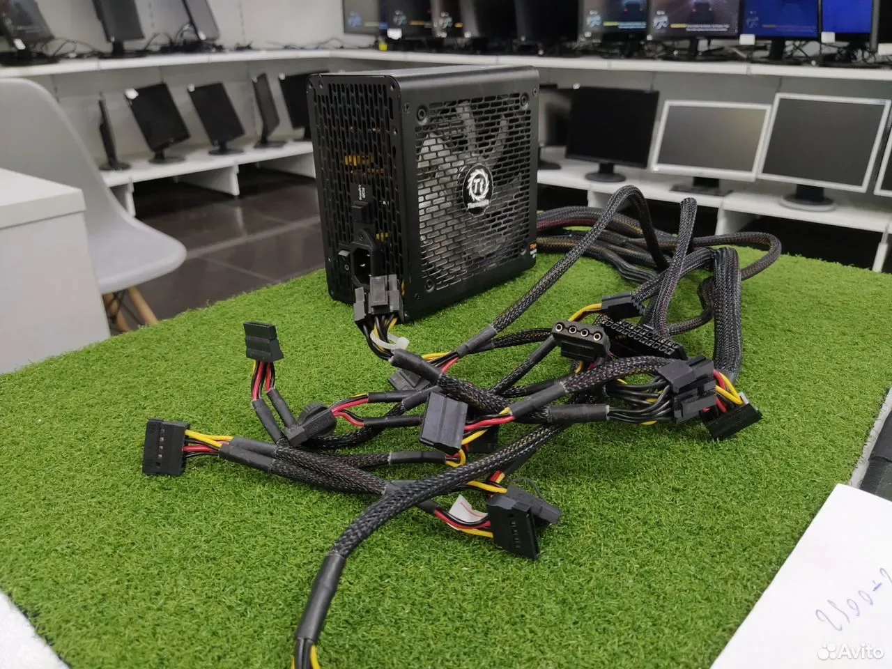 Блок питания 700w thermaltake SMART RGB — фото 1