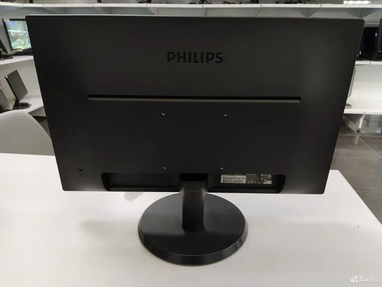 Монитор 22" Philips 223v 19201080 VGA — фото 2