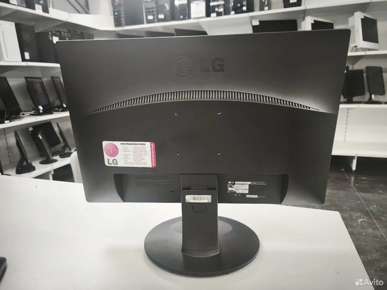 Монитор 22" LG E2210S — фото 2