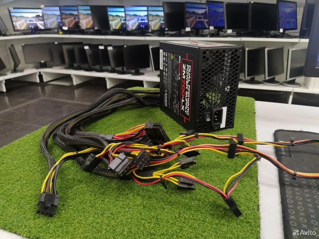 Блок питания 700W Zalman ZM700-LX — фото 1