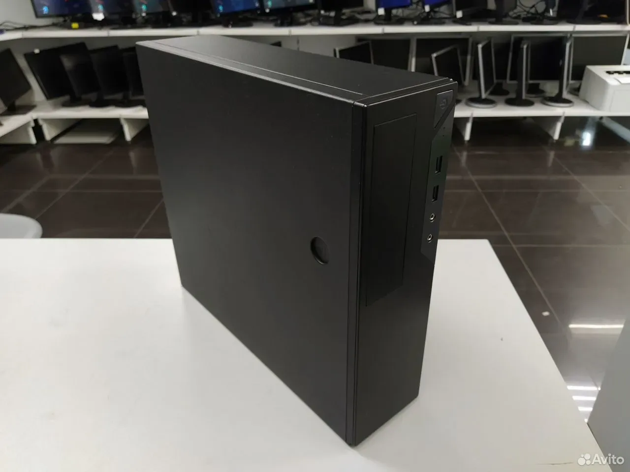 Компактный пк Ryzen 3 3200G/DDR4 8G/SSD+HDD — фото 1
