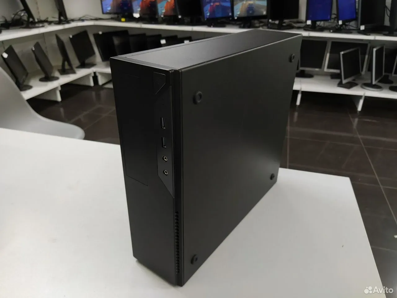 Компактный пк Ryzen 3 3200G/DDR4 8G/SSD+HDD — фото 2