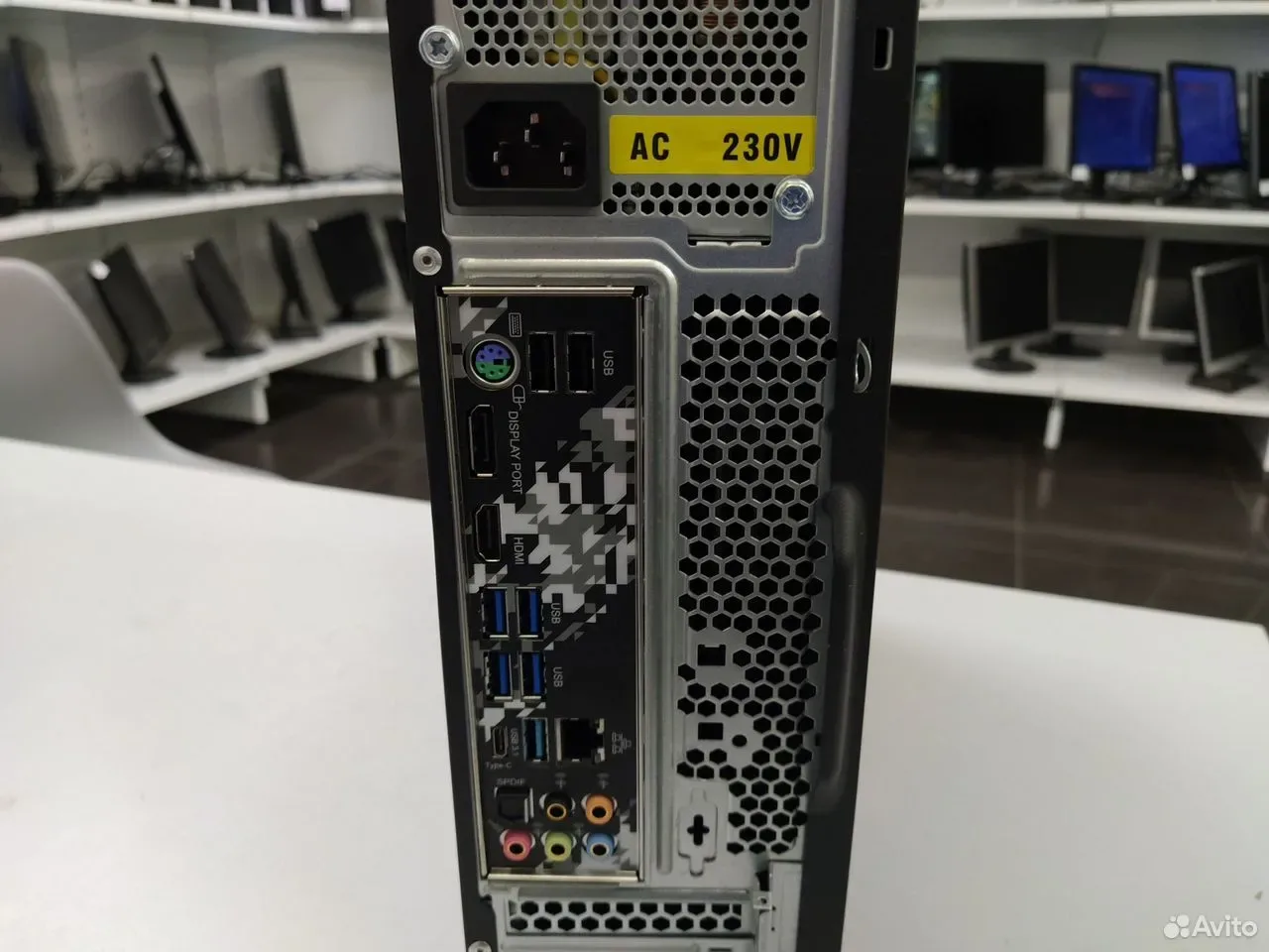 Компактный пк Ryzen 3 3200G/DDR4 8G/SSD+HDD — фото 3