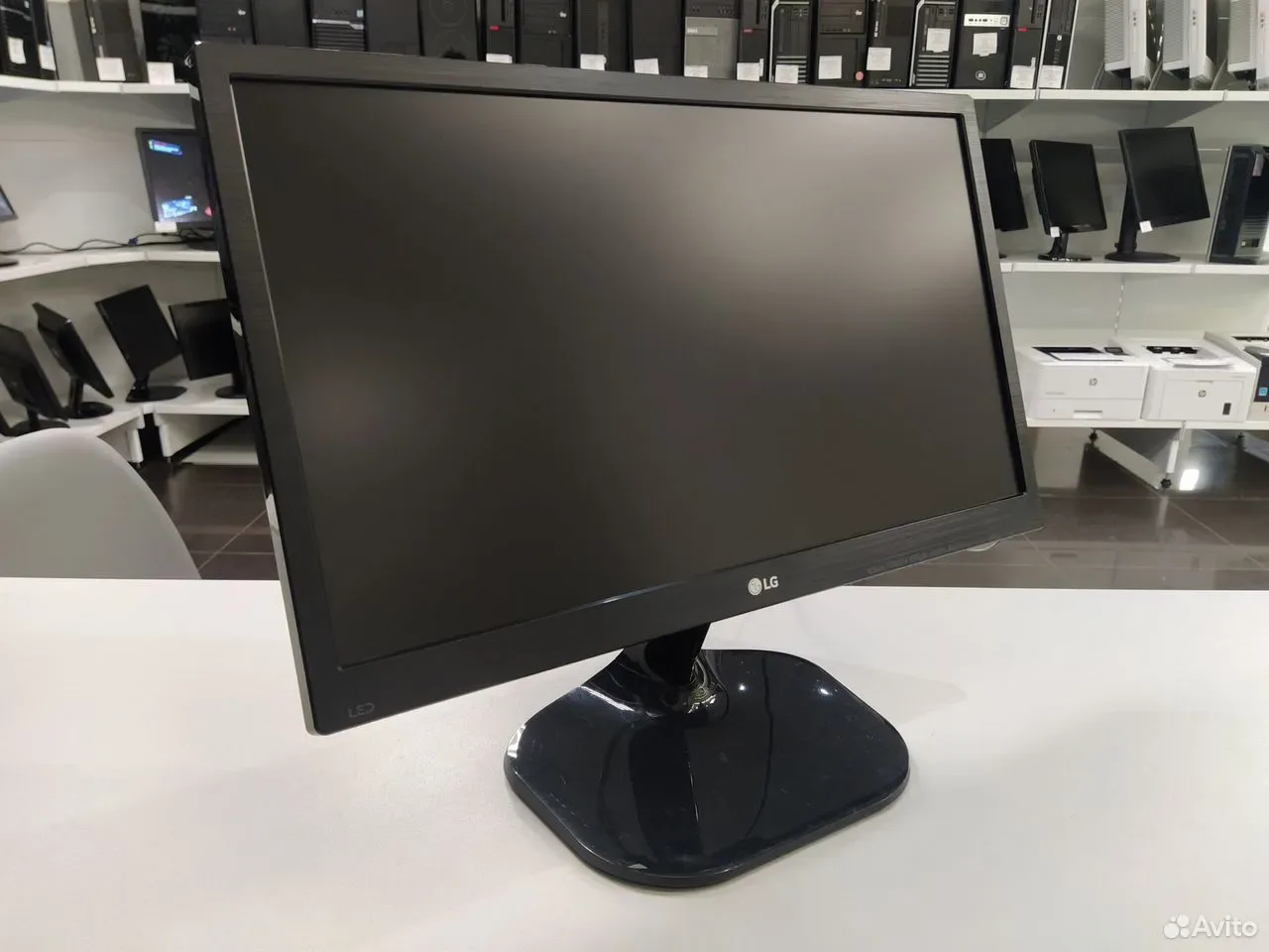 Монитор 20" 1600x900 LG 20M47D LED 60 Гц — фото 2