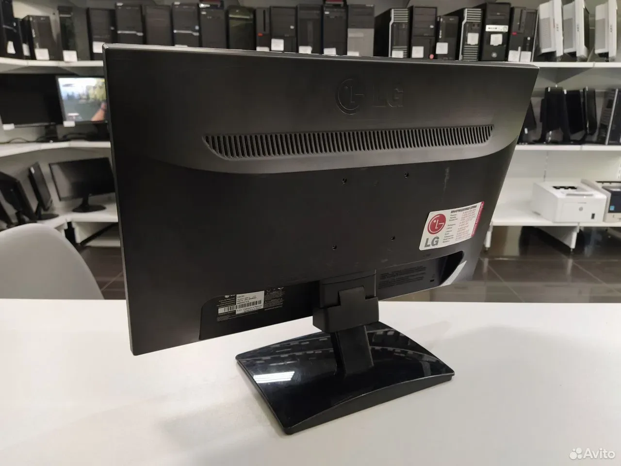 Монитор 20" LG E2041S 1600x900 LED — фото 3