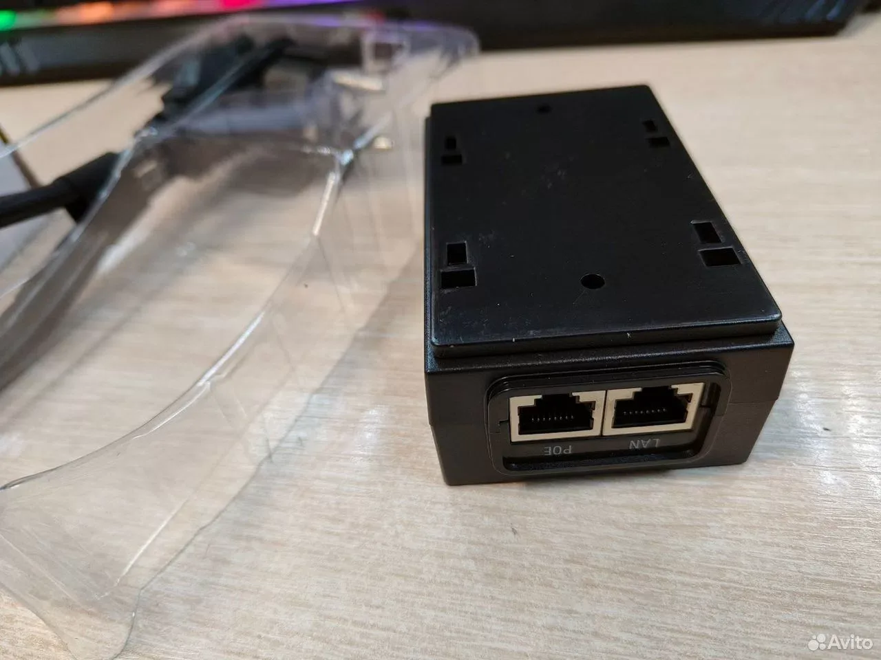Блок питания ubiquiti POE-48-24W(EU) — фото 3