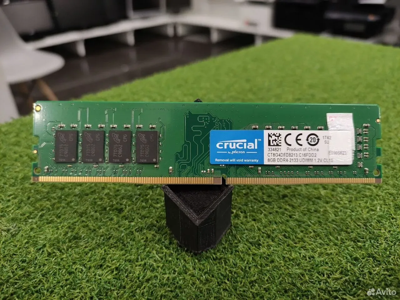 Оперативная память Crucial DDR4 8G 2133 Mhz — фото 1