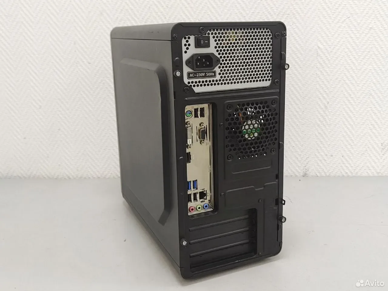 Сб Intel Core i3-8100T/8Gb/SSD 240Gb/UHD Graphics — фото 2