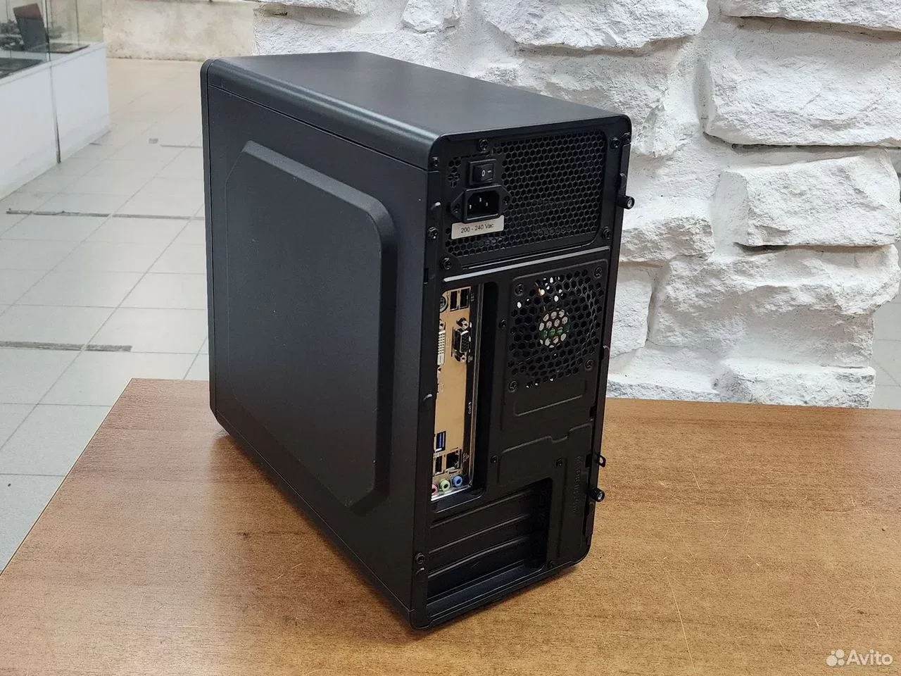 Сб Intel X4 G5400/8Gb/SSD 120Gb/UHD Graphics — фото 2