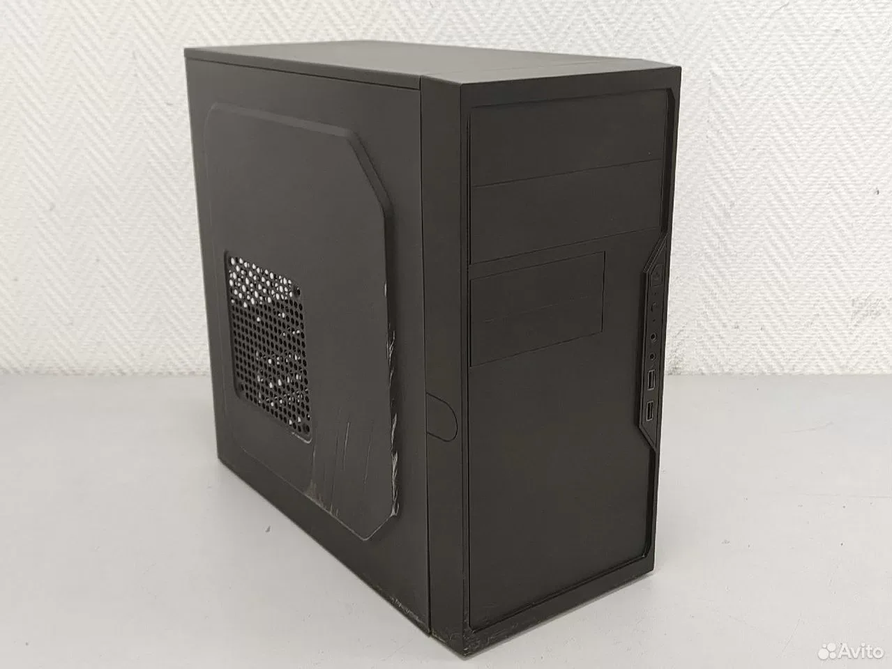 Системный блок i3-8100T/8Gb/SSD 240Gb/UHD Graphics — фото 1