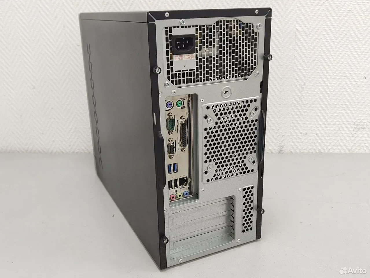 Системный блок Core i3-6100/8Gb/SSD 240Gb/HD Grap — фото 2
