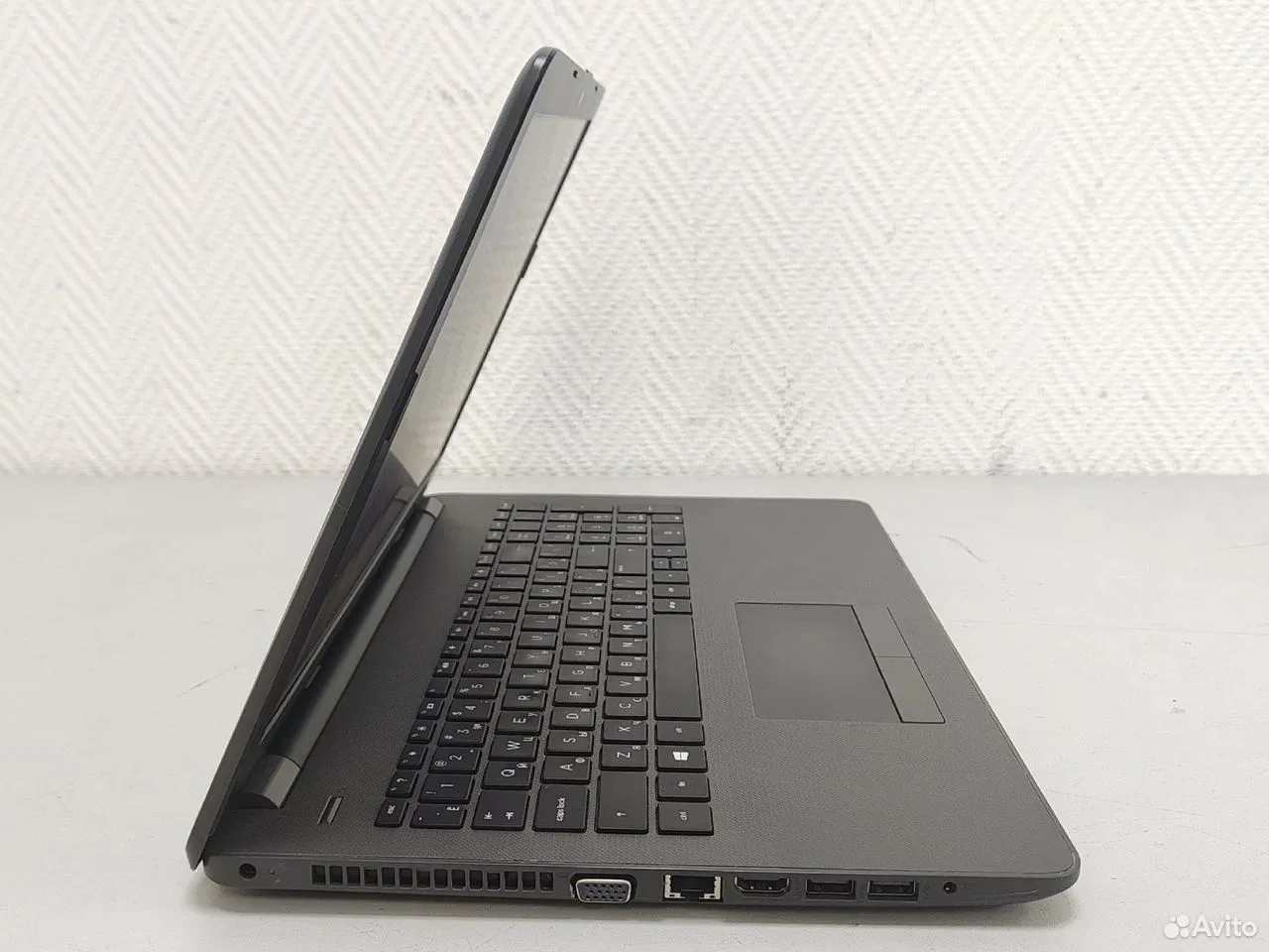 Ноутбук HP AMD E2-9000e/4Gb/SSD 256Gb/Radeon R2 — фото 3