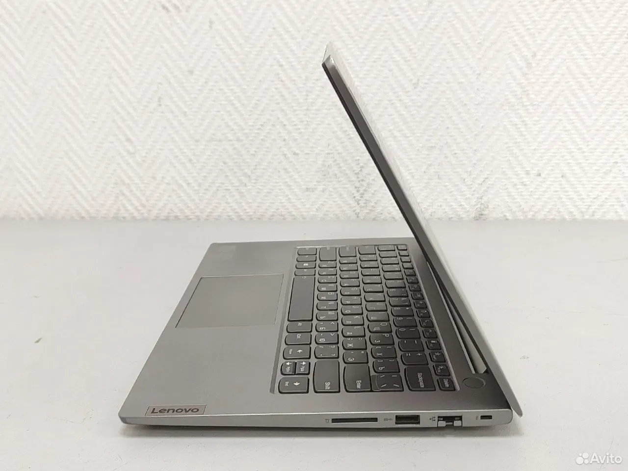 Lenovo Ryzen 3 4300U/12Gb/SSD 256Gb/Radeon/14" — фото 4