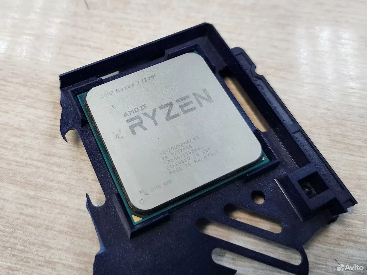 Процессор AMD Ryzen 3 1200, sAM4 — фото 1