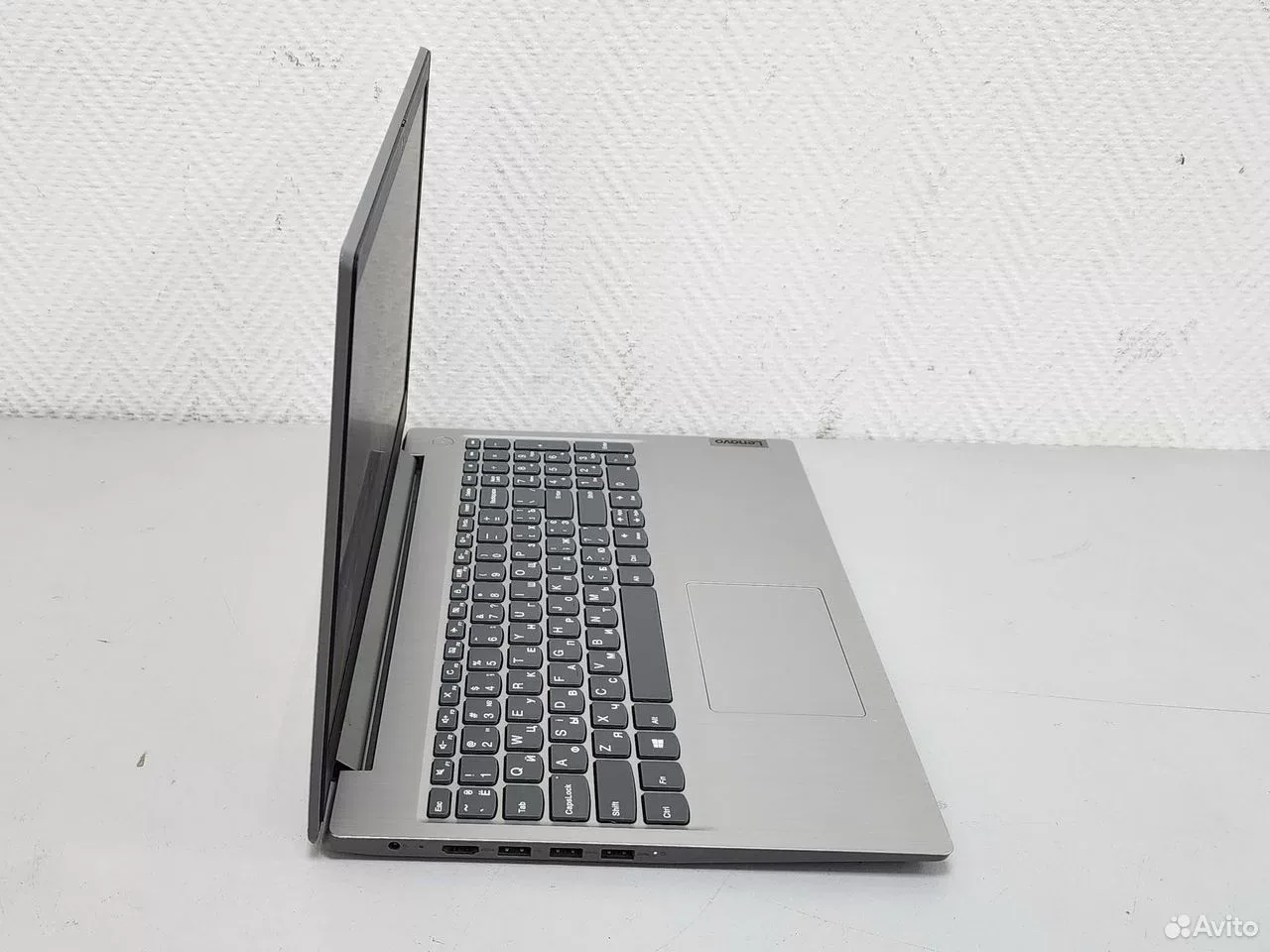 Lenovo Ryzen 3 4300U/8Gb/SSD 256Gb/Radeon/15.6" — фото 4