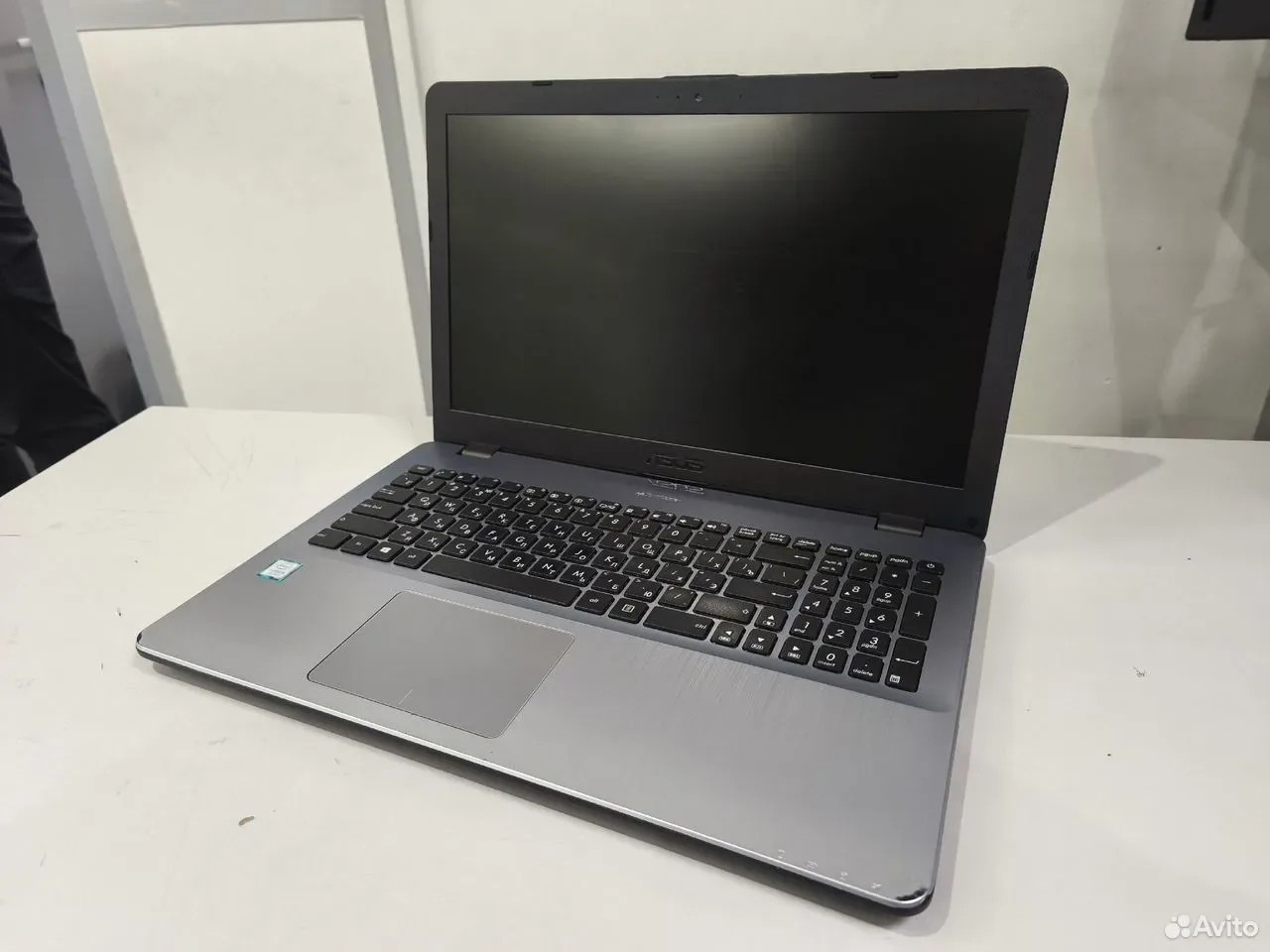 Ноутбук Asus i5 7200U/8Gb/ SSD/ GeForce mx150 #208 — фото 4