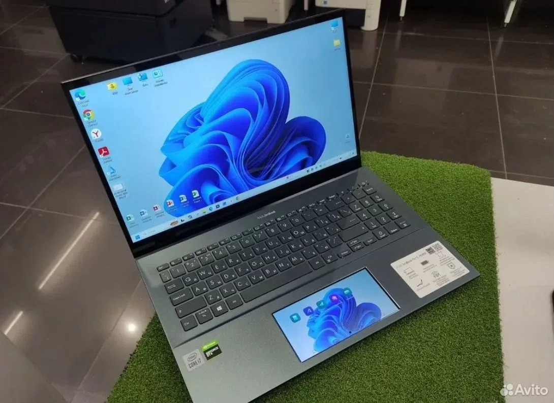 Сенсорный Zenbook i7-10870Н/16G/SSD 512G/GTX 1650 — фото 2