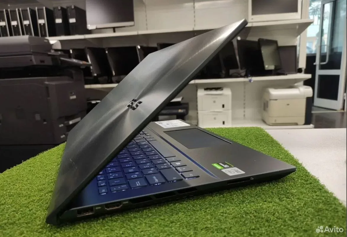 Сенсорный Zenbook i7-10870Н/16G/SSD 512G/GTX 1650 — фото 5