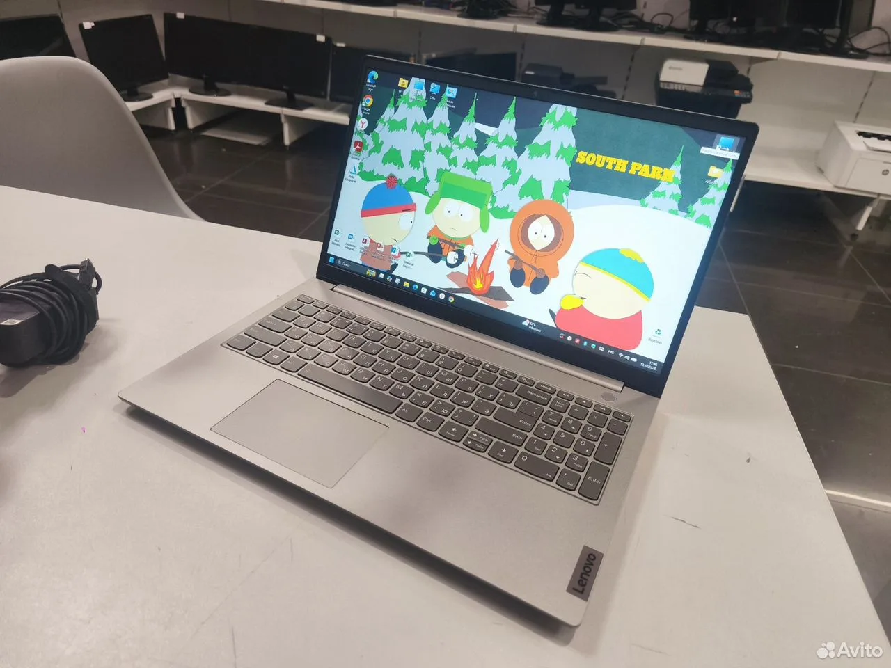 Ноутбук Lenovo 15 ryzen 5300U/ 8Gb/ SSD 240/ #827 — фото 4