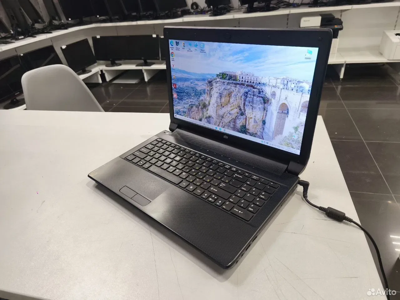 Ноутбук DNS i5 2410/ 16Gb/ SSD/ GeForce GT630 — фото 3