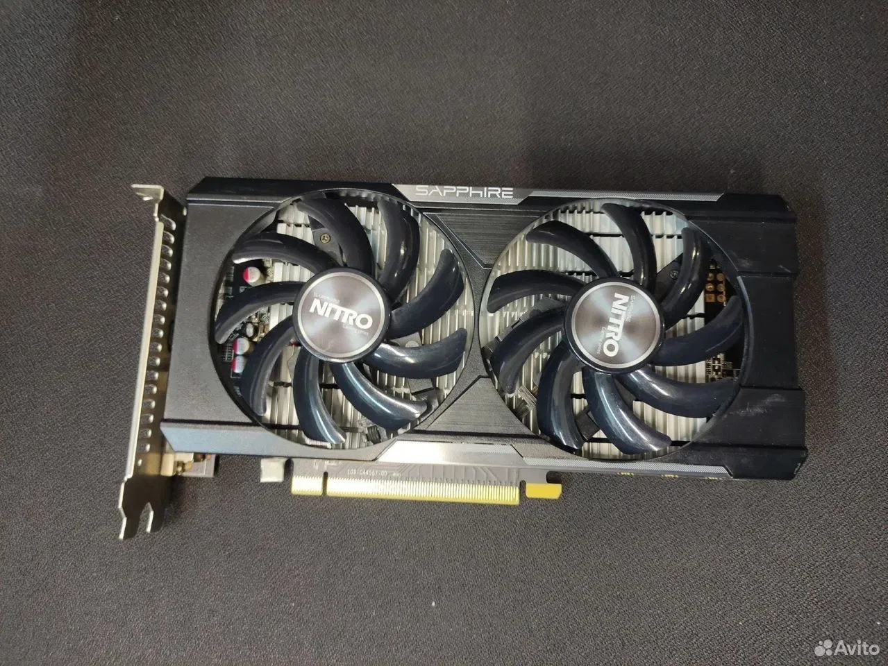Видеокарта Sapphire nitro AMD Radeon R7 350 2G — фото 1