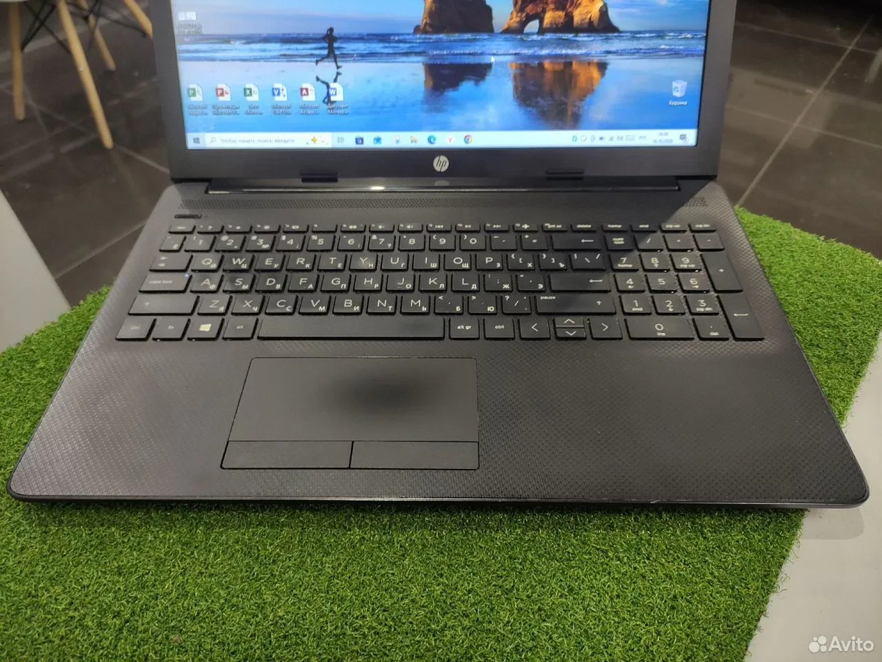 Ноутбук HP AMD A9-9425/DDR4 8G/SSD 128G #A73 — фото 2