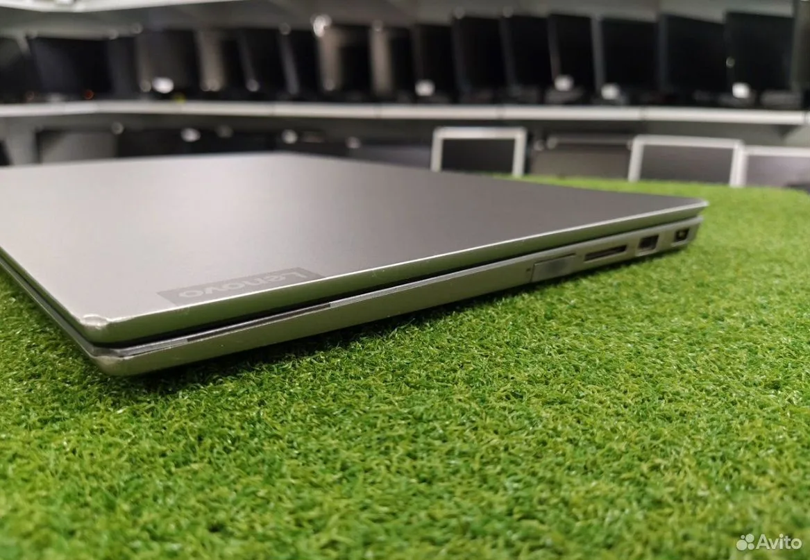 Ноутбук 14" Lenovo i3 1005G/ddr4 8G/SSD 256G #127 — фото 2