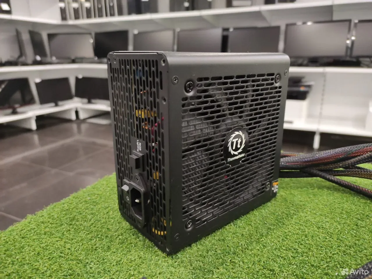 Блок питания 600W Thermaltake SMART RGB — фото 3