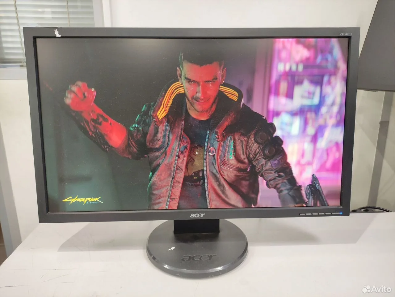 Монитор acer 24" 1920x1080 TN V243H Засветы — фото 1