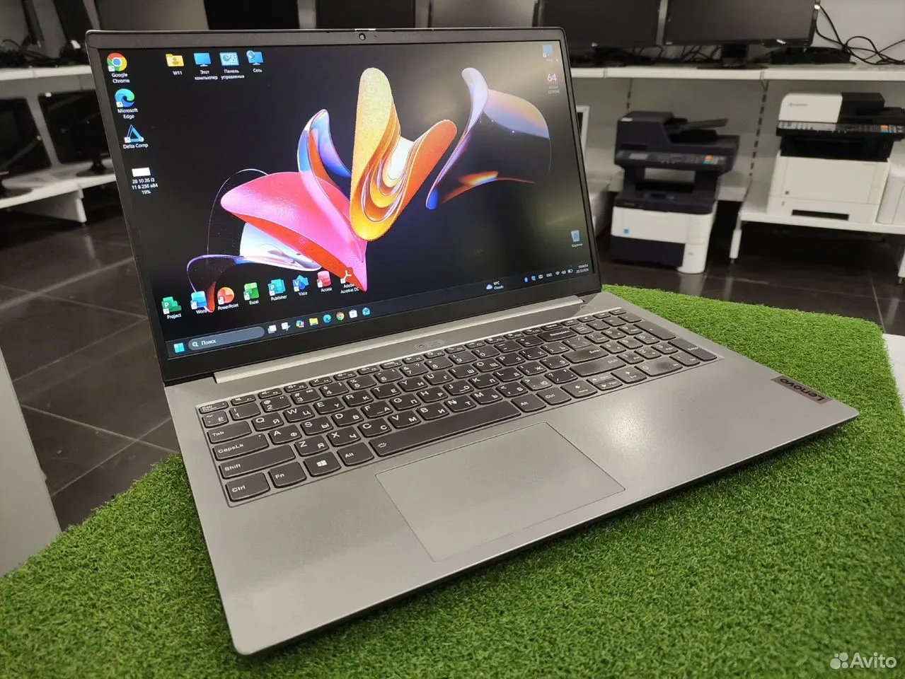 Lenovo 15.6" Core i3 1115G4/8G DDR4/SSD 256G #A84 — фото 1