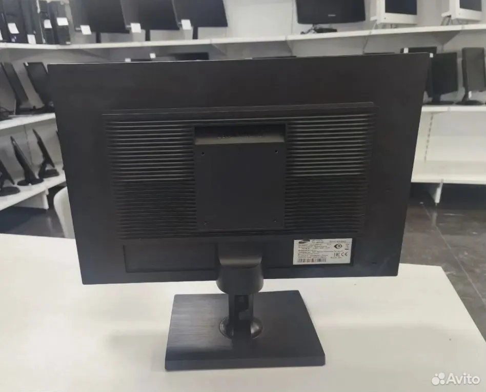 Монитор 22" Samsung S22c200bw VGA — фото 2