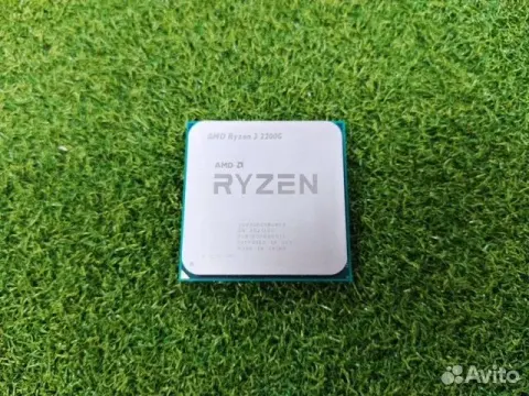 Процессор AMD Ryzen 3 2200G sAM4