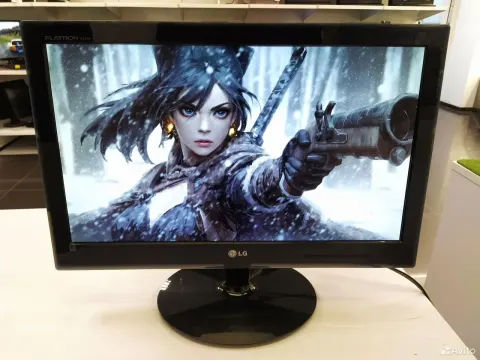 Монитор 22" LG TN 19201080 VGA DVI