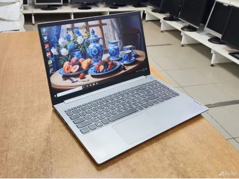 Ноутбук Lenovo i3-1115G4/8Gb/SSD 256Gb/UHD Graphic