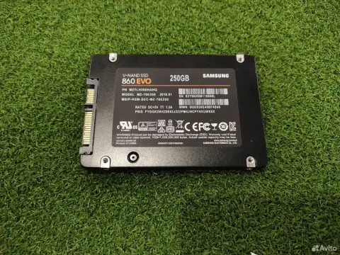 SSD Накопитель 250Gb Samsung 860 EVO #08L